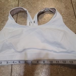 Lululemon sports bra white